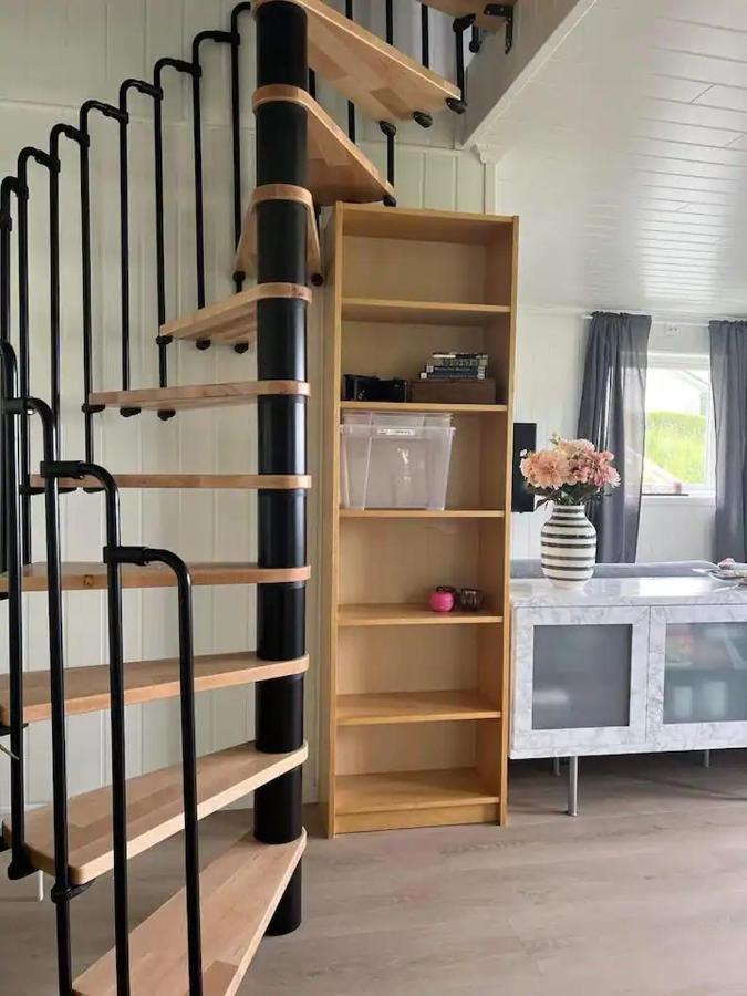 Lekkert Gjestehus Med Gratis Parkering Pa Stedet. Левангер Экстерьер фото